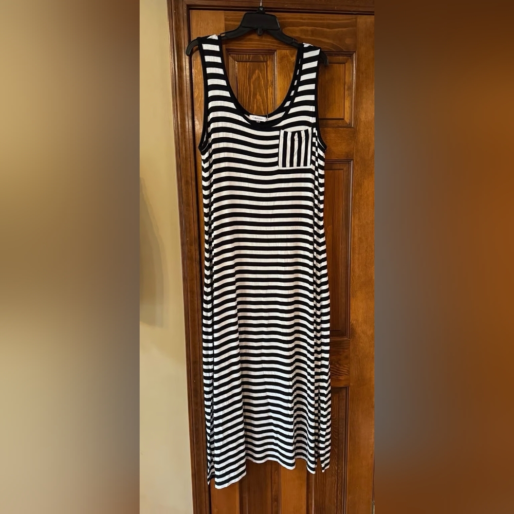 Black and White Striped Sleeveless Dress